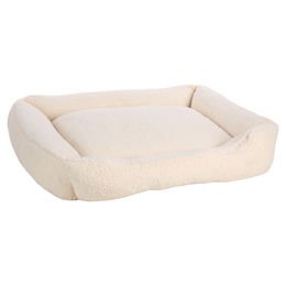 Produktbild von Flamingo Hundekorb Felpa rechteckig weiß, Maße: 100 x 80 x 25 cm