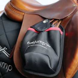 Produktbild von Freejump Stirrup Pocket Steigbügeltasche