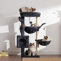 Produktbild von Famanu Kratzbaum für Katzen mit Kratztonne und Katzenhaus aus Plüsch und Sisal in Grau