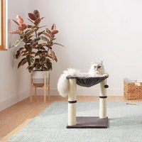 Produktbild von Famanu Kratzbaum für Katzen mit Plüsch in Grau