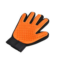 Produktbild von Farm-Land Fellpflege-Handschuh aus Silikon für Hund, Katze und Pferd in Orange