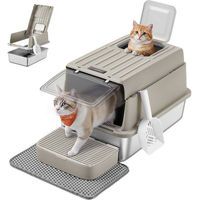Produktbild von Feandrea Haubentoilette für Katzen aus Edelstahl mit Deckel und Schaufel in Braun