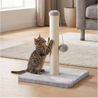 Produktbild von Feandrea Kratzbaum für Katzen aus natürlichem Sisal mit Spielzeug in Grau 40 x 40 x 44 cm