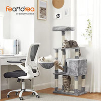 Produktbild von Feandrea Kratzbaum für Katzen in Grau mit Sisal-Kratzsäulen und Höhle 138 cm hoch