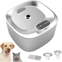 Produktbild von Fine Life Pro Trinkbrunnen für Katzen und Hunde aus Edelstahl mit Sensor und Akku 3,2 l Weiß