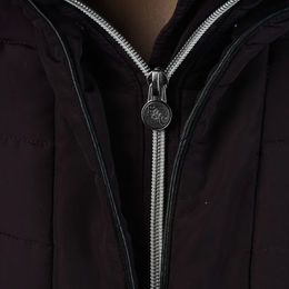 Produktbild von Flags&Cup Vaasa Damen Daunenjacke Winter aus Polyester in Lila oder Schwarz Größe XS