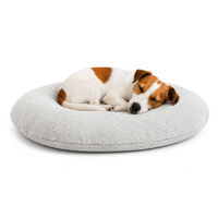 Produktbild von Flamingo Baleno Hundebett und Katzenbett Oval Hellgrau 60 x 50 x 8 cm mit abnehmbarem Bezug