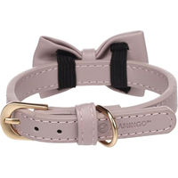 Produktbild von Flamingo Halsband mit Schleife NELA Lila aus Qualitätsleder für kleine Hunde XS S - 1 Stk.