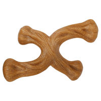 Produktbild von Flamingo Hundespielzeug Nylo Wood X-Form aus Kunststoff mit Rindfleischgeschmack Größe L