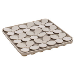 Flamingo Klaver Leckmatte aus Silikon für Hunde und Katzen in Taupe 20 x 20 x 1,5 cm – Bild 1 von 5