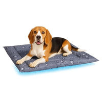 Produktbild von Flamingo Kühlmatte Fresk Drop für Hunde und Katzen Grau Größe M 76x66cm