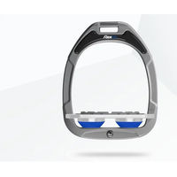 Produktbild von Flex-On Steigbügel Green Composite aus Aluminium in Silber und Blau mit flacher Grip-Oberfläche