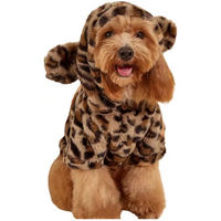Produktbild von FLOCKI Pets Hundepullover mit Kapuze und Ohren im Leoparden-Design aus Plüsch für Hunde und Katzen