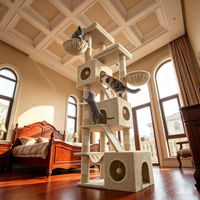 Produktbild von Fobyfurny XXL Kratzbaum für Katzen in Beige mit 209 cm Höhe, 7 Kratzsäulen, 3 Höhlen, 2 Plattformen, 2 Kratzbrettern, Katzenkorb, Hängematte und Plüschball