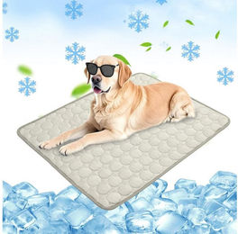 FOUORTUNATE-BEE Selbstkühlende Hundematte für Hunde und Katzen aus Nylon, grau, wasserabweisend, für Auto und Outdoor geeignet – Bild 1 von 2