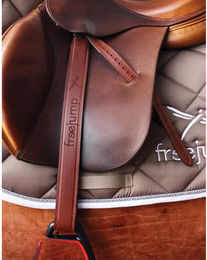 Produktbild von Freejump Classic Wide Steigbügelriemen aus Leder für Pferde