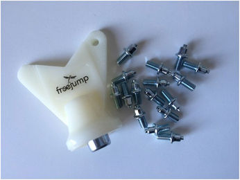 Freejump Pro Kit für Steigbügel aus Kunststoff in Weiß – Bild 1 von 1