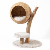 Produktbild von Fudajo Kratzbaum Zweigdesign aus Holz und Plüsch mit Liegekorb 83 cm hoch