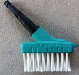 GARDENA Combisystem Fugenbürste aus Kunststoff – Bild 1 von 3