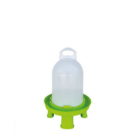Produktbild von Geflügeltränke mit Drehverschluss & abnehmbaren Füßen - 6 Liter - Hühner Tränke