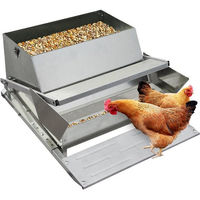 Produktbild von GarveeMore Automatischer Hühnerfutterautomat aus Stahl mit Trittmechanismus und Rattenproof Schutz 12,25 kg