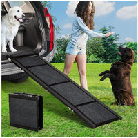 Produktbild von GarveeMore Hunderampe aus Aluminium faltbar mit rutschfester Oberfläche für große Hunde bis 113 kg in Schwarz und Silber