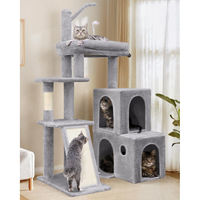 Produktbild von Globlazer Kratzbaum für Katzen und Kitten mit 2 Katzenhäusern und Sisal-Kratzfläche in Hellgrau
