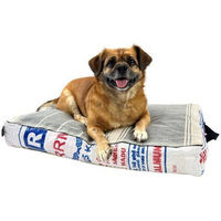 Produktbild von Goopsi Hundekissen aus Baumwolle mit Bio-Dinkelfüllung für kleine bis mittlere Hunde in Weiß Größe S