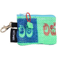 Produktbild von GOOPSI Kotbeutelspender aus Upcycling Reissack Fairtrade Grün