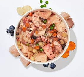 Gourmet Plus BARF Komplettmenü Huhn für Hunde getreidefrei und monoprotein 800g – Bild 1 von 2