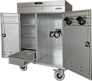 Großewinkelmann Turnierschrank Accento aus Metall in Silber – Bild 1 von 1