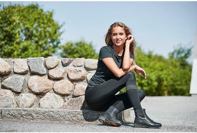 Produktbild von Halbhohe Reitsocken mit Logo Frau Catago Pixia