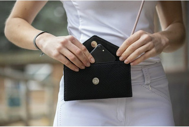 Produktbild von Handytasche Pénélope Mesh