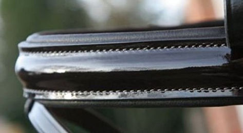 Hans Melzer Reithalfter breit Lack schwedisch kombiniert schwarz unterlegt – Bild 1 von 2