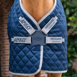 Produktbild von Horseware Amigo Quilted Stable Plus Stalldecke - 200 g
