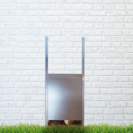 Produktbild von Hühnerklappe / Hühnertür aus Aluminium - 22 x 32 cm