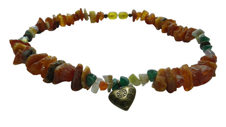 Produktbild von Hunde Bernsteinkette mit Edelsteinen Herzchen Länge 34cm