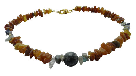 Produktbild von Hunde Bernsteinkette mit Hämatit und anderen Edelsteinen Länge 44cm