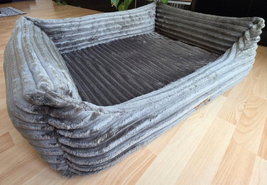 Produktbild von Hundebettenmanufaktur Hundekorb Orthopädisches Hundesofa Hundebett Cord