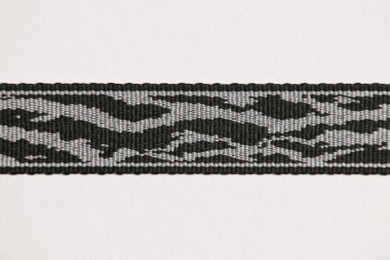 Produktbild von Hundehalsband schwarz geflammt, sehr hochwertiges Band, nur wenige Stücke verfügbar