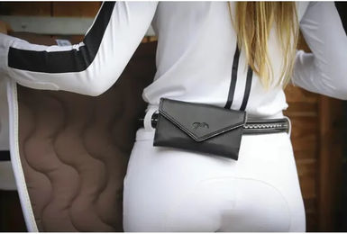 Handytasche Pénélope aus Leder für Damen und Herren in Braun oder Schwarz – Bild 1 von 1