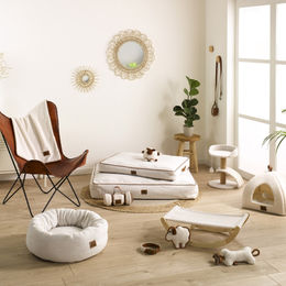 Produktbild von Hängematte mit Gestell für Katzen und Hunde 59cm aus Polyester in Beige und Weiß - 59 cm