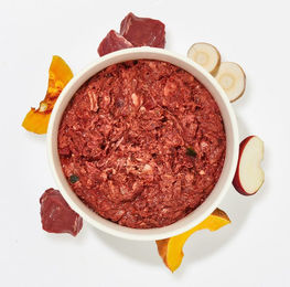 Produktbild von haustierkost BARF Komfort PLUS Wild mit Kürbis 500g Hypoallergenes BARF Komplettmenü für Hunde mit Hirsch und Gemüse