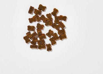 Produktbild von Haustierkost.de Fleisch-Knöchelchen mit Strauß glutenfrei und mit hohem Fleischanteil 200 g - 200 g