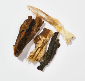 Produktbild von haustierkost Kauspaß-Mix mit Fell für Hunde 500 g Naturkauartikel mit Fisch - 500 g