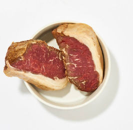 Produktbild von haustierkost Roastbeef am Stück als Monoprotein Leckerli für Katzen Adult 500 g