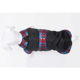 Produktbild von HEIM Hundemantel aus Polyester in Schwarz mit Strasssteinen