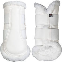 Produktbild von HKM Comfort Premium Fur Dressurgamaschen aus Kunstleder Weiß Größe M