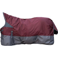 Produktbild von HKM Highneckdecke Yukon 600D mit 200g Wattefüllung in Rot und Grau