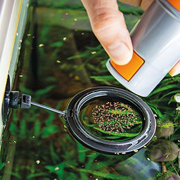 Hobby Feeding Station 1 Futterring für Fische Schwarz Kunststoff Durchmesser 7,5 cm – Bild 1 von 2